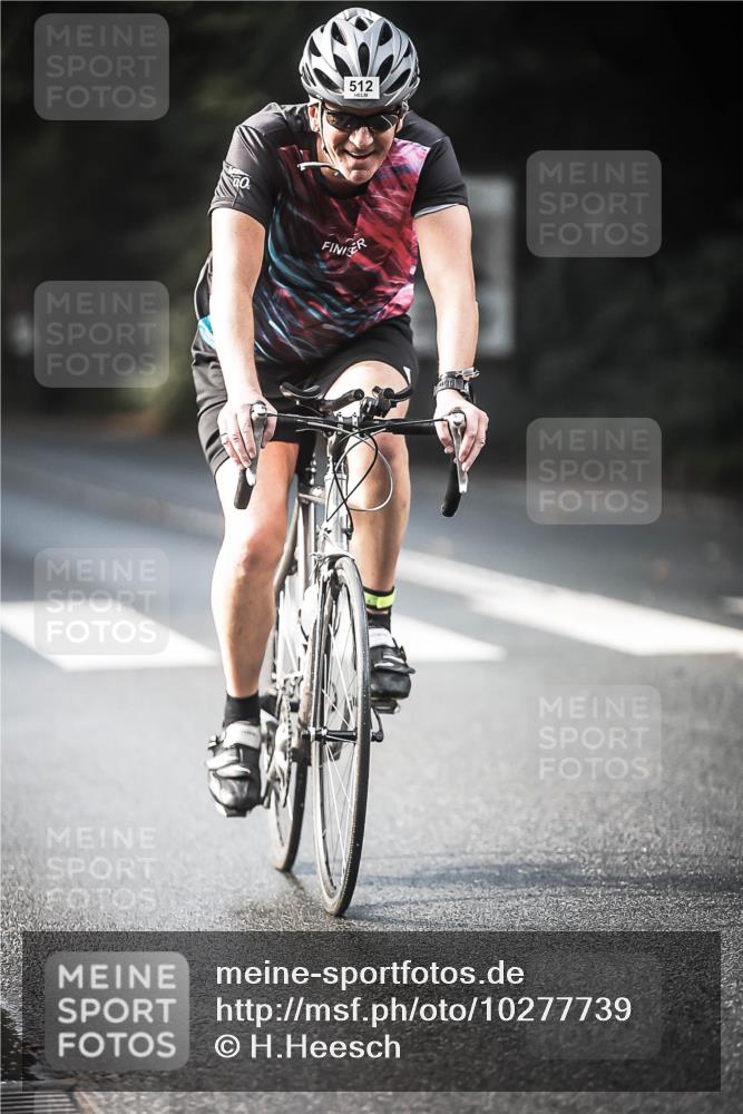 13.09.2026 - Stadtparktriathlon H.Heesch http://msf.ph/oto/10277739 13.09.2026 10:40:35 Radfahren 404, 512, 541, 546 meine-sportfotos.de