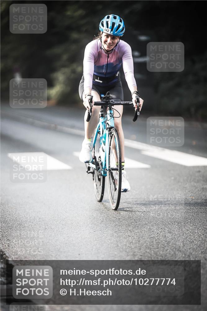 13.09.2026 - Stadtparktriathlon H.Heesch http://msf.ph/oto/10277774 13.09.2026 10:40:45 Radfahren 407, 442, 541, 548 meine-sportfotos.de