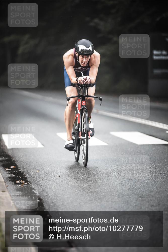 13.09.2026 - Stadtparktriathlon H.Heesch http://msf.ph/oto/10277779 13.09.2026 09:13:40 Radfahren 10, 30, 82, 112, 138, 153 meine-sportfotos.de