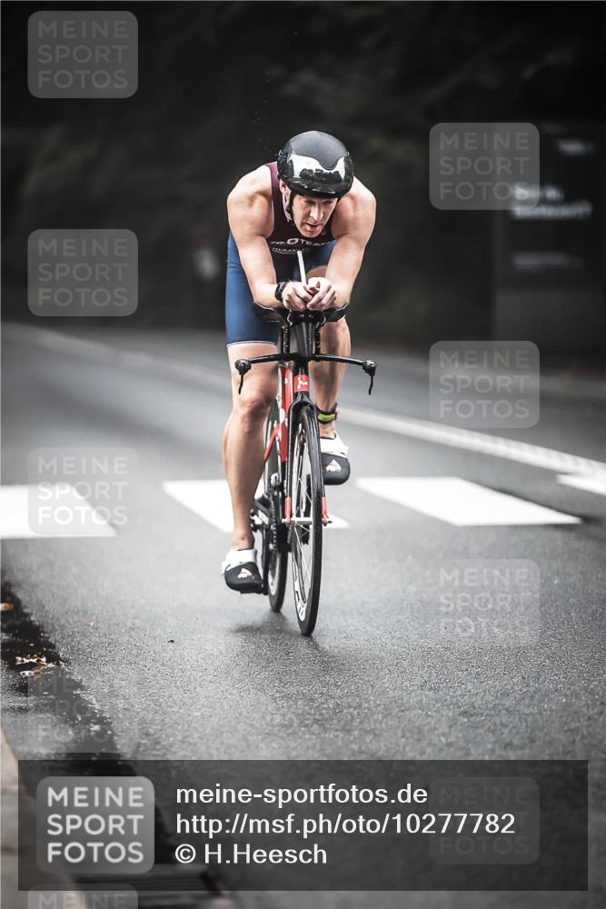 13.09.2026 - Stadtparktriathlon H.Heesch http://msf.ph/oto/10277782 13.09.2026 09:13:40 Radfahren 10, 30, 82, 112, 138, 153 meine-sportfotos.de