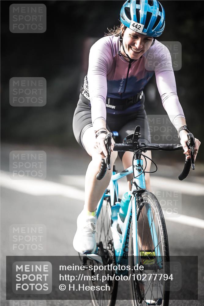 13.09.2026 - Stadtparktriathlon H.Heesch http://msf.ph/oto/10277794 13.09.2026 10:40:46 Radfahren 407, 442, 548 meine-sportfotos.de