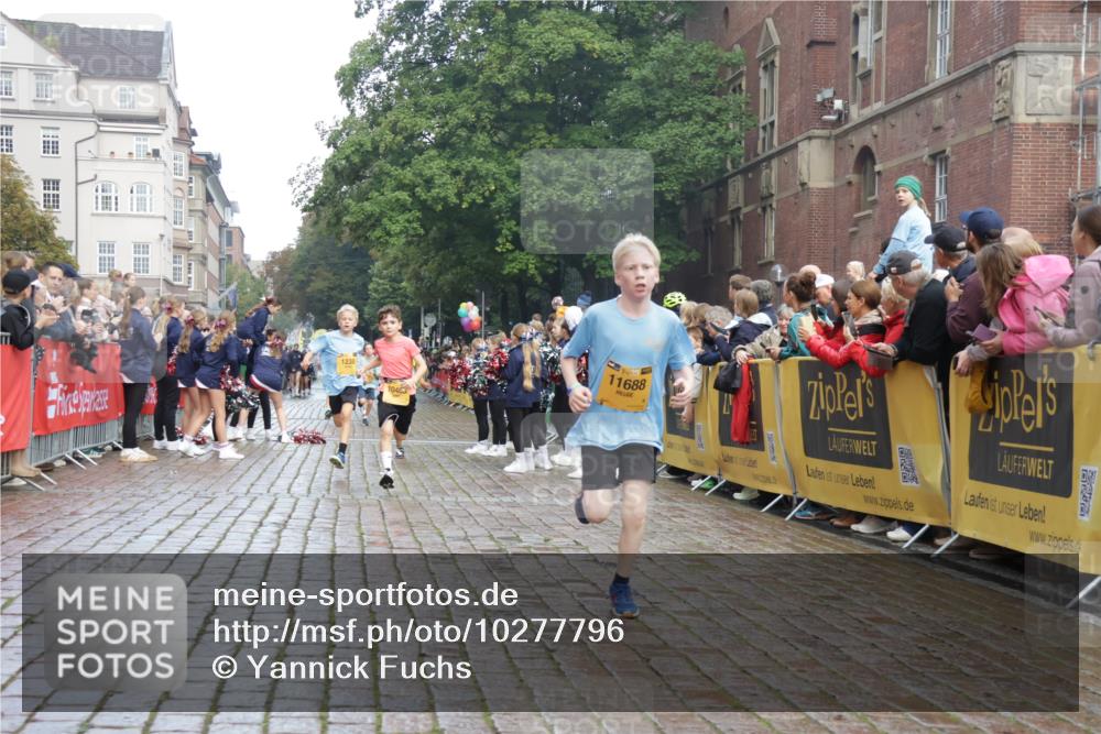 13.09.2026 - Kiel Lauf Yannick Fuchs http://msf.ph/oto/10277796 13.09.2026 08:50:53 Ziel 497, 2125, 3106, 5959, 9612, 10957, 10987, 2443, 3487, 5792, 7511, 10359, 496, 1238, 1724, 2343, 10463, 10970, 11688, 3167, 11542 meine-sportfotos.de