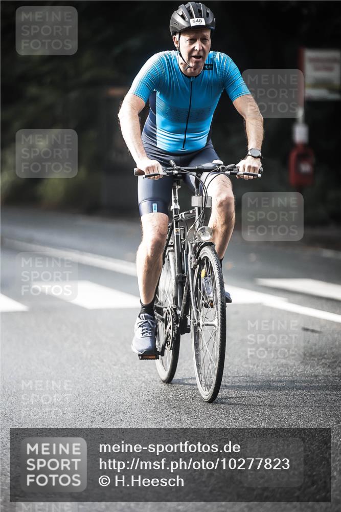 13.09.2026 - Stadtparktriathlon H.Heesch http://msf.ph/oto/10277823 13.09.2026 10:40:50 Radfahren 407, 442, 548, 555 meine-sportfotos.de