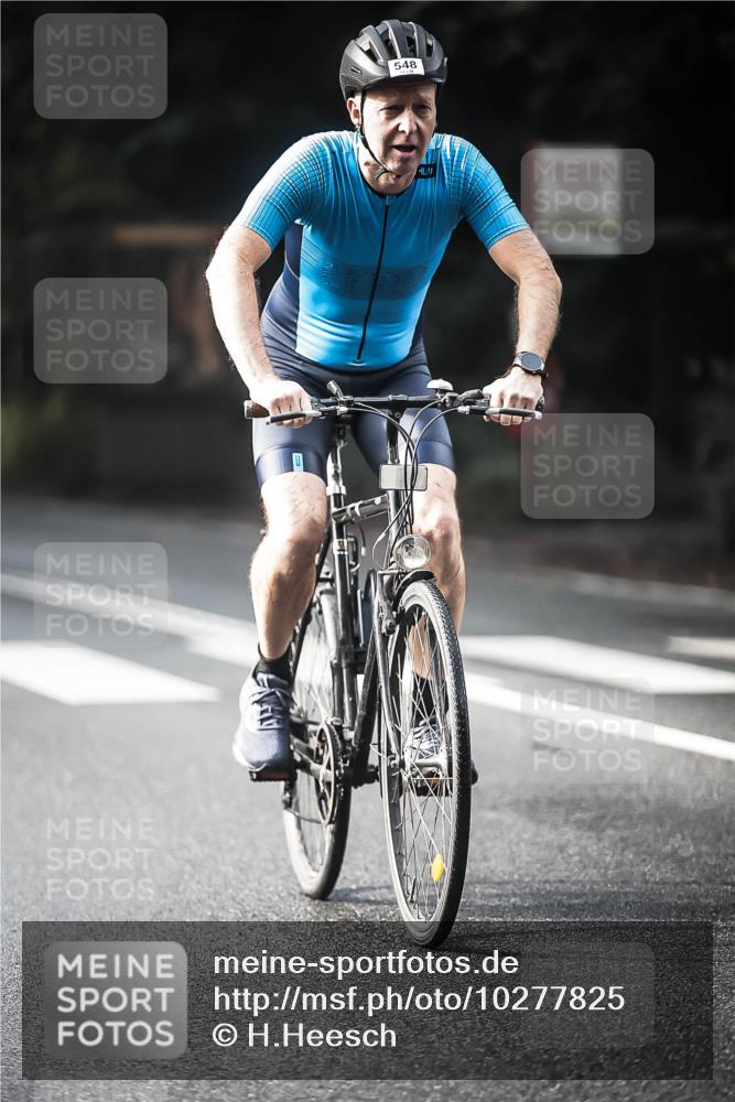 13.09.2026 - Stadtparktriathlon H.Heesch http://msf.ph/oto/10277825 13.09.2026 10:40:50 Radfahren 407, 442, 548, 555 meine-sportfotos.de