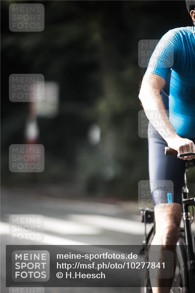 13.09.2026 - Stadtparktriathlon H.Heesch http://msf.ph/oto/10277841 13.09.2026 10:40:51 Radfahren 407, 442, 548, 555 meine-sportfotos.de