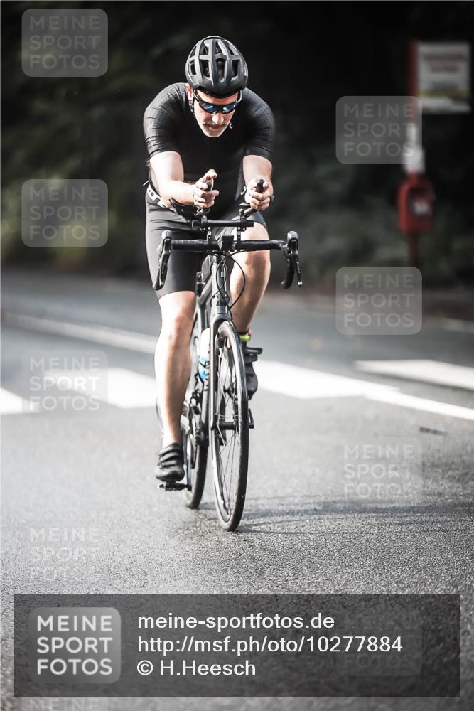 13.09.2026 - Stadtparktriathlon H.Heesch http://msf.ph/oto/10277884 13.09.2026 10:40:59 Radfahren 476, 555, 560 meine-sportfotos.de