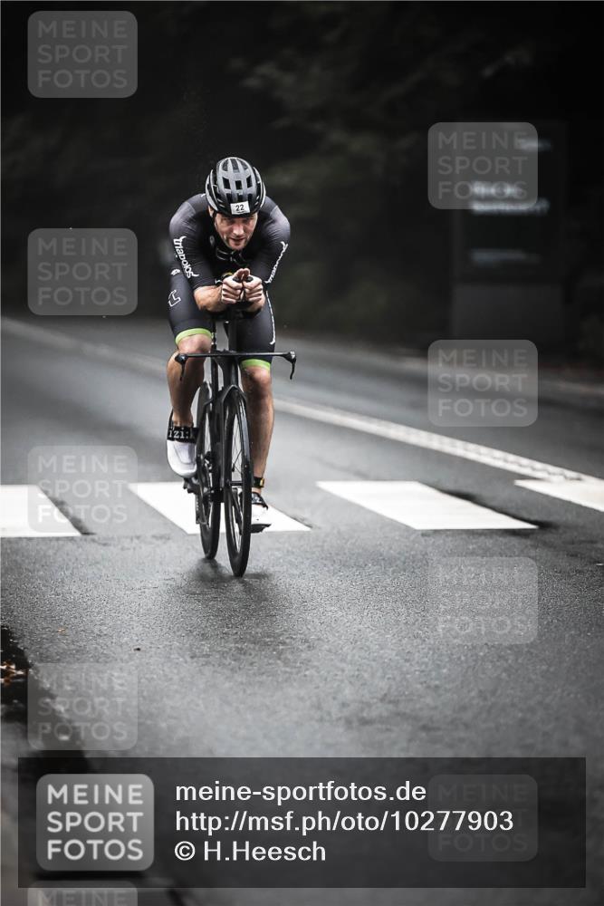 13.09.2026 - Stadtparktriathlon H.Heesch http://msf.ph/oto/10277903 13.09.2026 08:52:47 Radfahren 5, 22, 35 meine-sportfotos.de