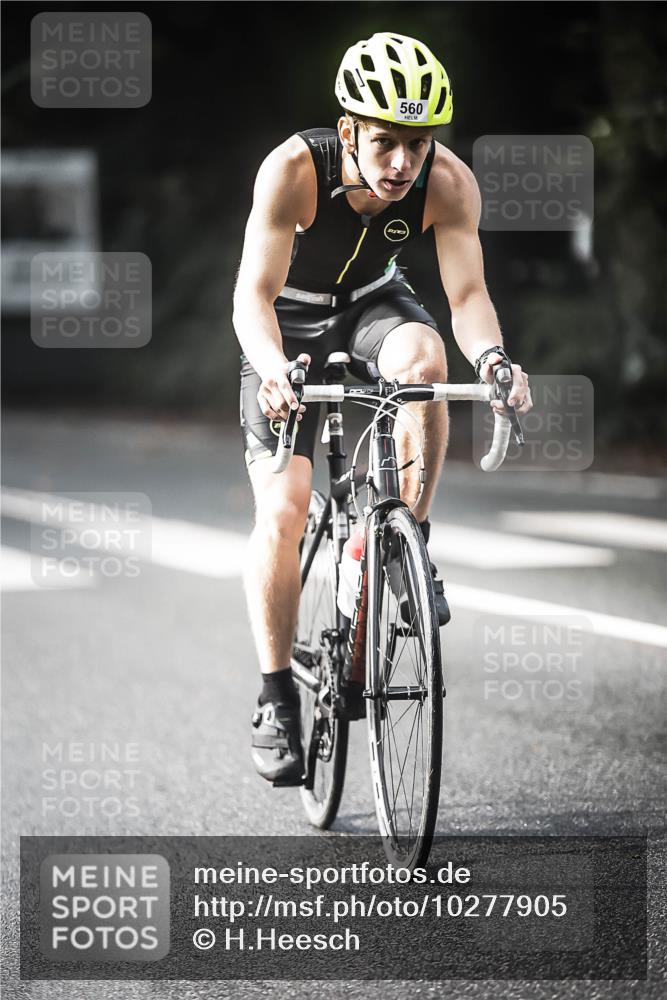 13.09.2026 - Stadtparktriathlon H.Heesch http://msf.ph/oto/10277905 13.09.2026 10:41:01 Radfahren 476, 560 meine-sportfotos.de