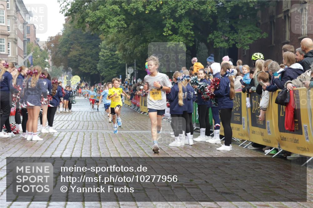 13.09.2026 - Kiel Lauf Yannick Fuchs http://msf.ph/oto/10277956 13.09.2026 08:51:00 Ziel 496, 2343, 5959, 10957, 497, 2125, 2443, 3106, 5792, 7511, 9612, 10359, 10987, 909, 1238, 1724, 3683, 4159, 5010, 7033, 10463, 10970, 11688, 3487 meine-sportfotos.de