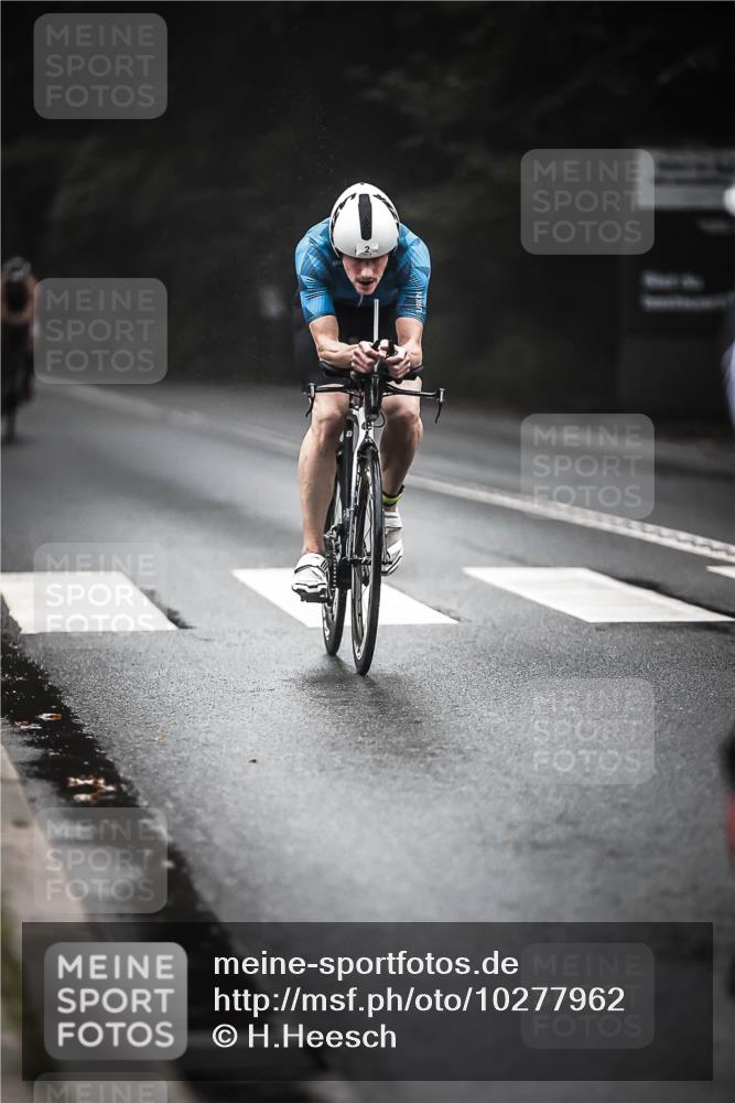 13.09.2026 - Stadtparktriathlon H.Heesch http://msf.ph/oto/10277962 13.09.2026 08:53:26 Radfahren 2, 8, 31 meine-sportfotos.de
