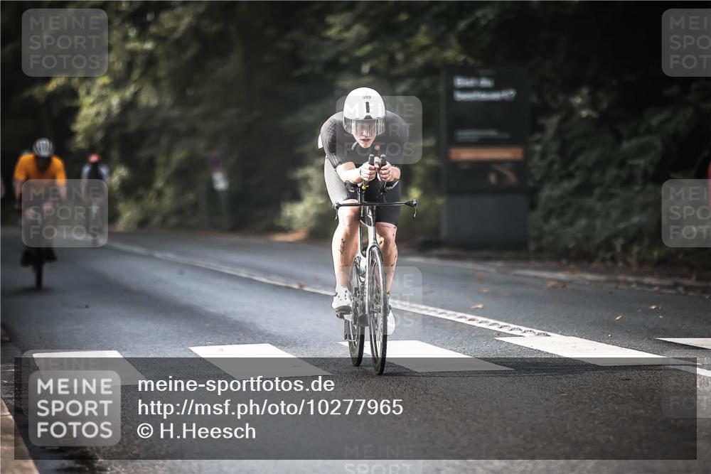 13.09.2026 - Stadtparktriathlon H.Heesch http://msf.ph/oto/10277965 13.09.2026 10:41:14 Radfahren 348, 357, 409, 489, 496, 503, 531 meine-sportfotos.de