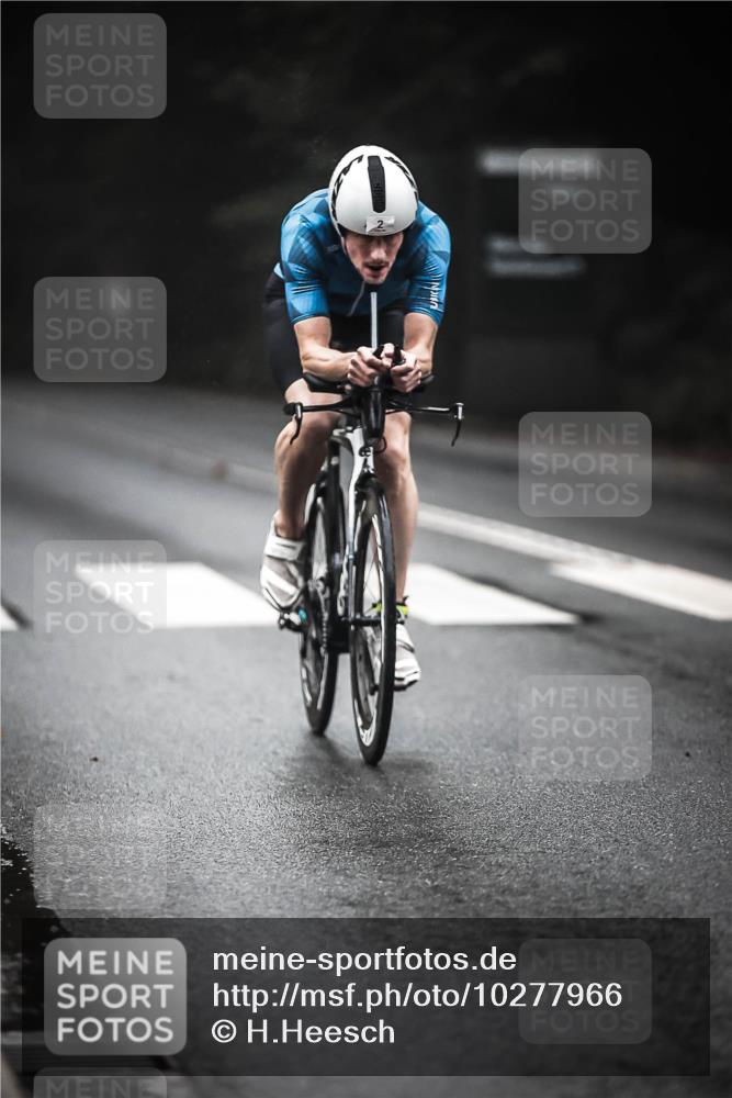 13.09.2026 - Stadtparktriathlon H.Heesch http://msf.ph/oto/10277966 13.09.2026 08:53:27 Radfahren 2, 8, 31 meine-sportfotos.de
