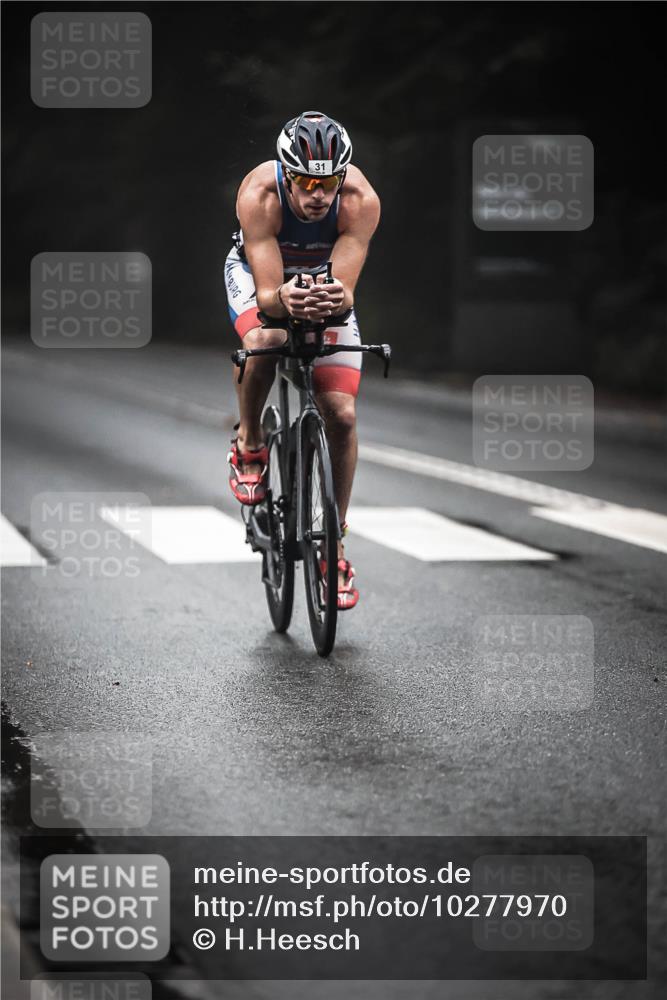 13.09.2026 - Stadtparktriathlon H.Heesch http://msf.ph/oto/10277970 13.09.2026 08:53:29 Radfahren 2, 8, 31 meine-sportfotos.de