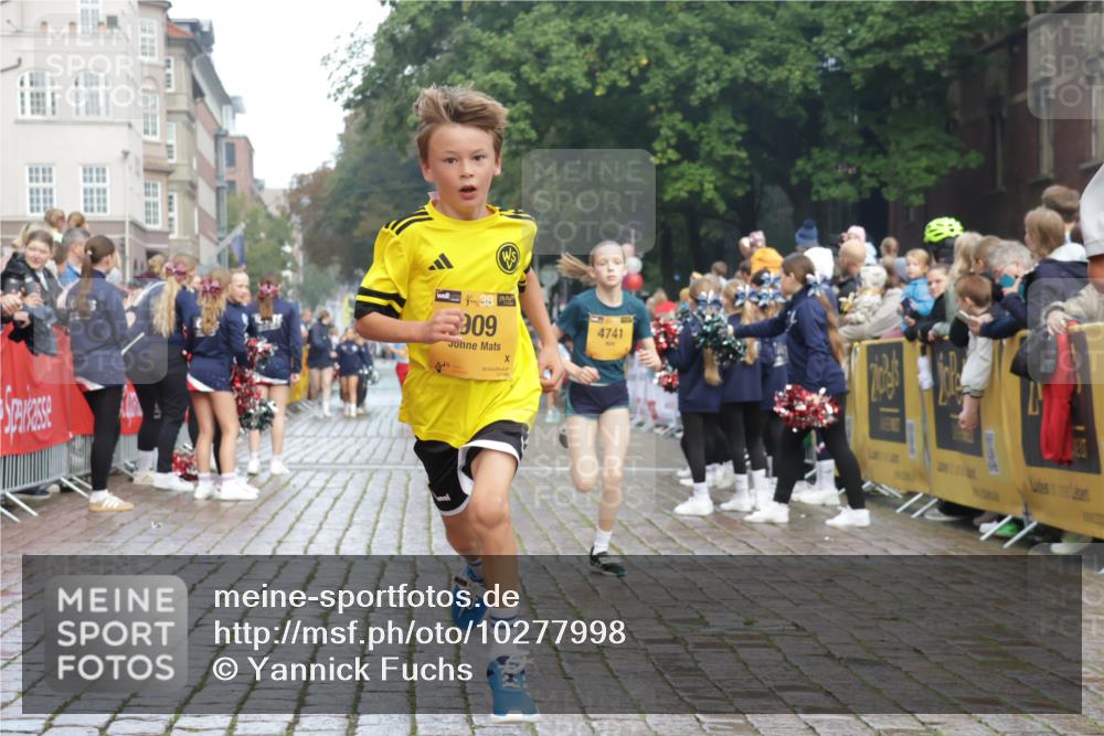 13.09.2026 - Kiel Lauf Yannick Fuchs http://msf.ph/oto/10277998 13.09.2026 08:51:03 Ziel 496, 1724, 2343, 10957, 10970, 497, 2125, 2443, 3106, 5792, 5959, 7511, 9612, 10359, 10987, 909, 1238, 3683, 4159, 4741, 5010, 5211, 7033, 10463, 11688, 3487, 10359 meine-sportfotos.de
