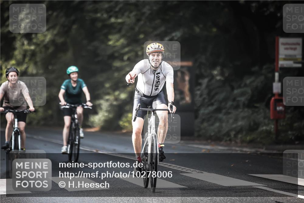 13.09.2026 - Stadtparktriathlon H.Heesch http://msf.ph/oto/10278006 13.09.2026 10:41:19 Radfahren 357, 366, 401, 489, 503, 531 meine-sportfotos.de