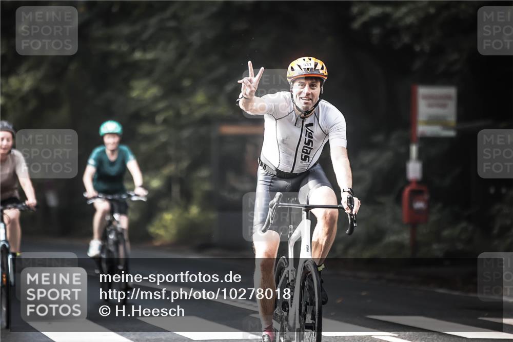 13.09.2026 - Stadtparktriathlon H.Heesch http://msf.ph/oto/10278018 13.09.2026 10:41:20 Radfahren 366, 401, 489, 503, 531 meine-sportfotos.de