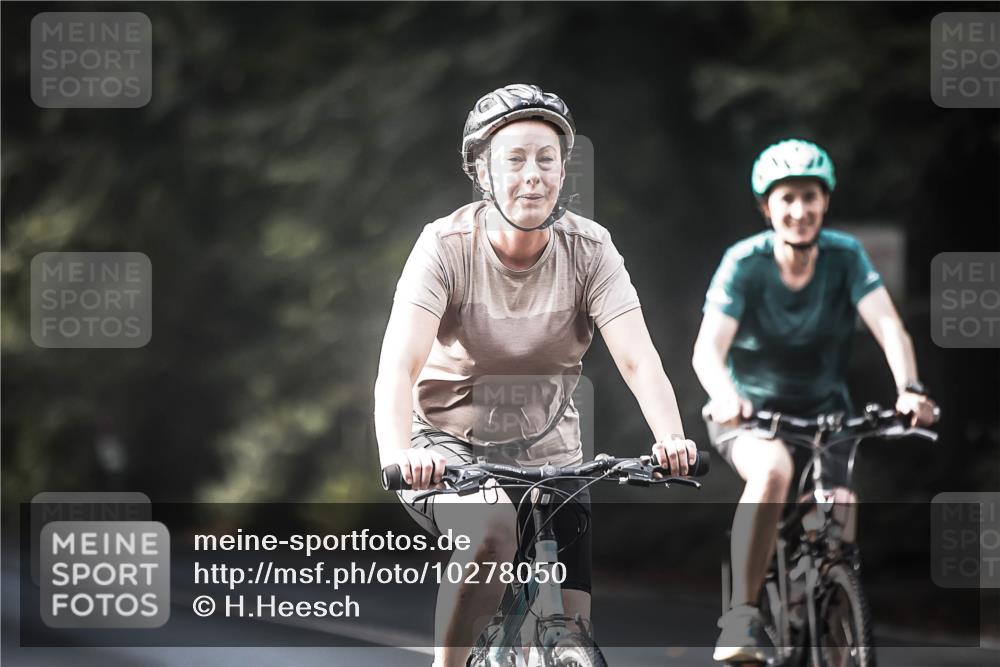 13.09.2026 - Stadtparktriathlon H.Heesch http://msf.ph/oto/10278050 13.09.2026 10:41:22 Radfahren 366, 401, 503, 531 meine-sportfotos.de