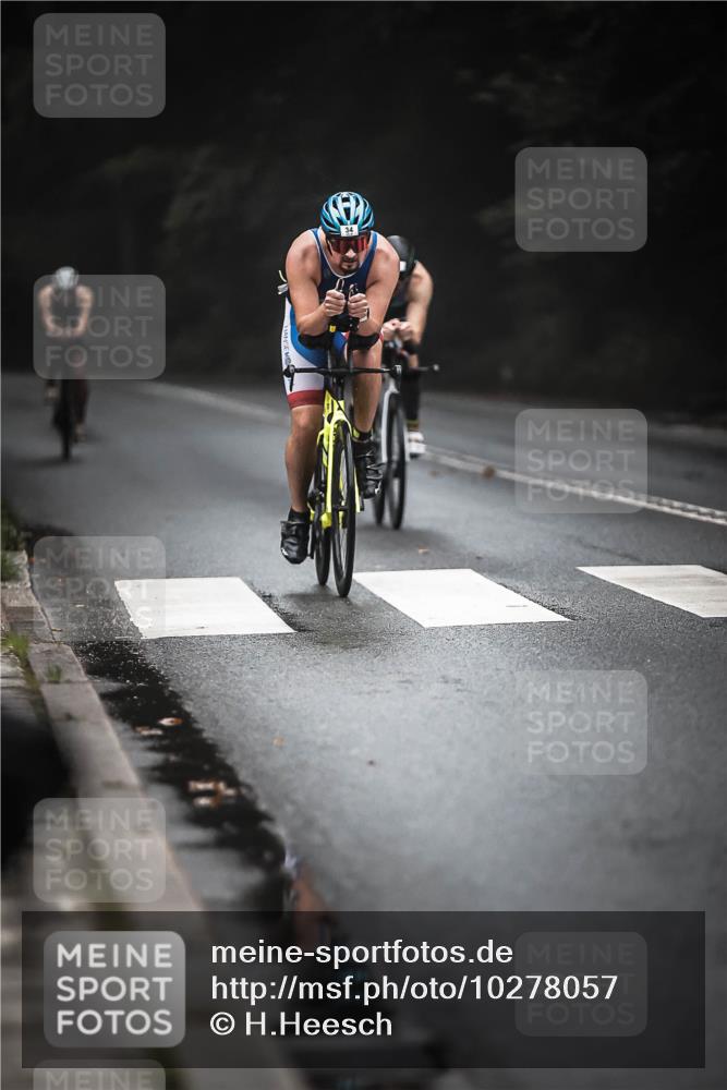 13.09.2026 - Stadtparktriathlon H.Heesch http://msf.ph/oto/10278057 13.09.2026 08:54:02 Radfahren 18, 33, 34, 41, 50 meine-sportfotos.de