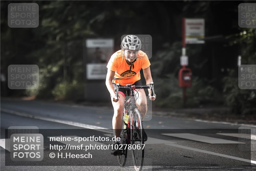 13.09.2026 - Stadtparktriathlon H.Heesch http://msf.ph/oto/10278067 13.09.2026 10:41:30 Radfahren 387, 395, 538 meine-sportfotos.de