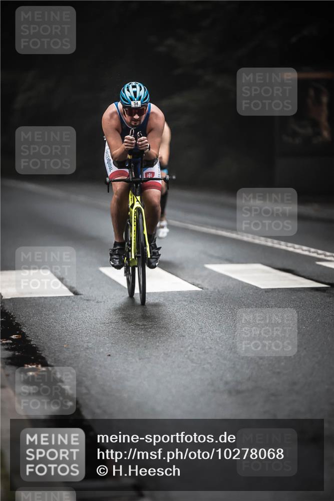 13.09.2026 - Stadtparktriathlon H.Heesch http://msf.ph/oto/10278068 13.09.2026 08:54:02 Radfahren 18, 33, 34, 41, 50 meine-sportfotos.de