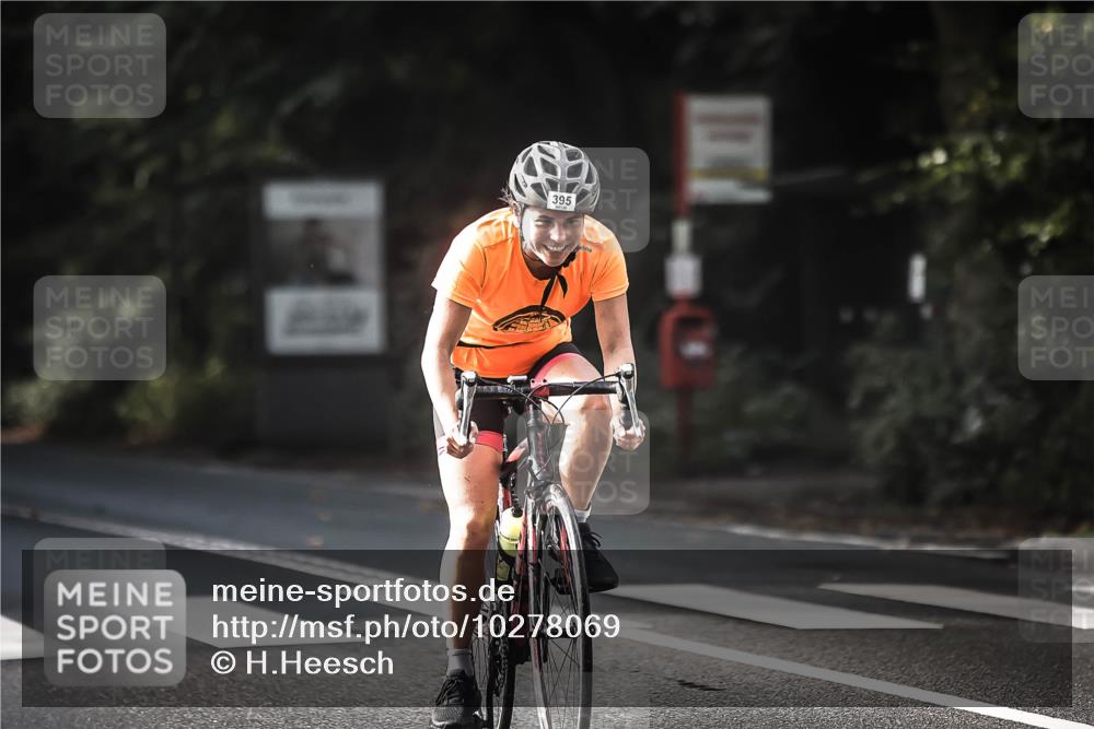 13.09.2026 - Stadtparktriathlon H.Heesch http://msf.ph/oto/10278069 13.09.2026 10:41:31 Radfahren 368, 387, 395, 538 meine-sportfotos.de