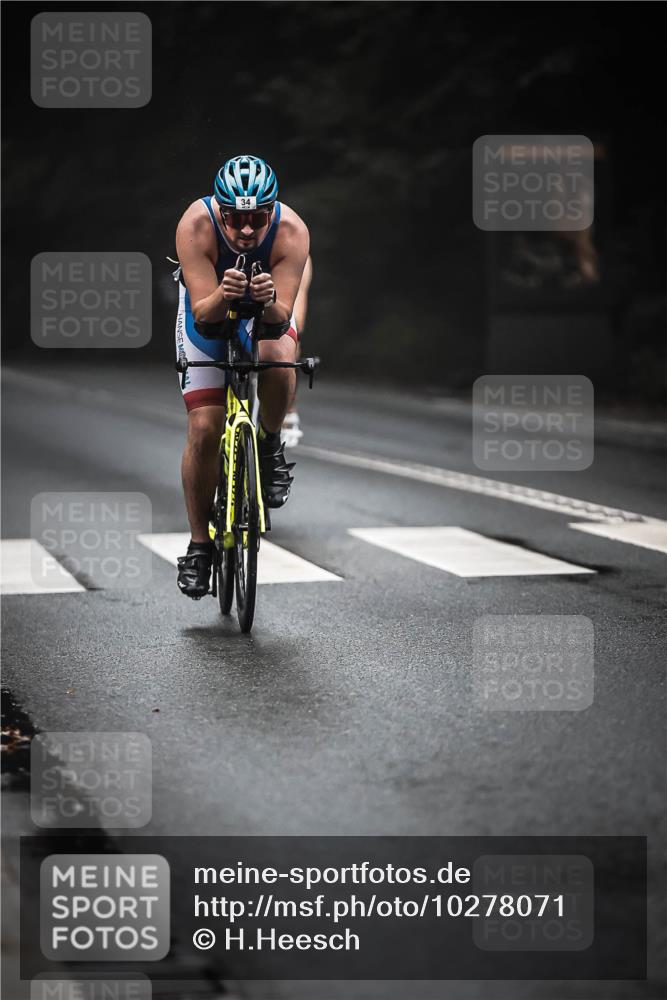 13.09.2026 - Stadtparktriathlon H.Heesch http://msf.ph/oto/10278071 13.09.2026 08:54:02 Radfahren 18, 33, 34, 41, 50 meine-sportfotos.de