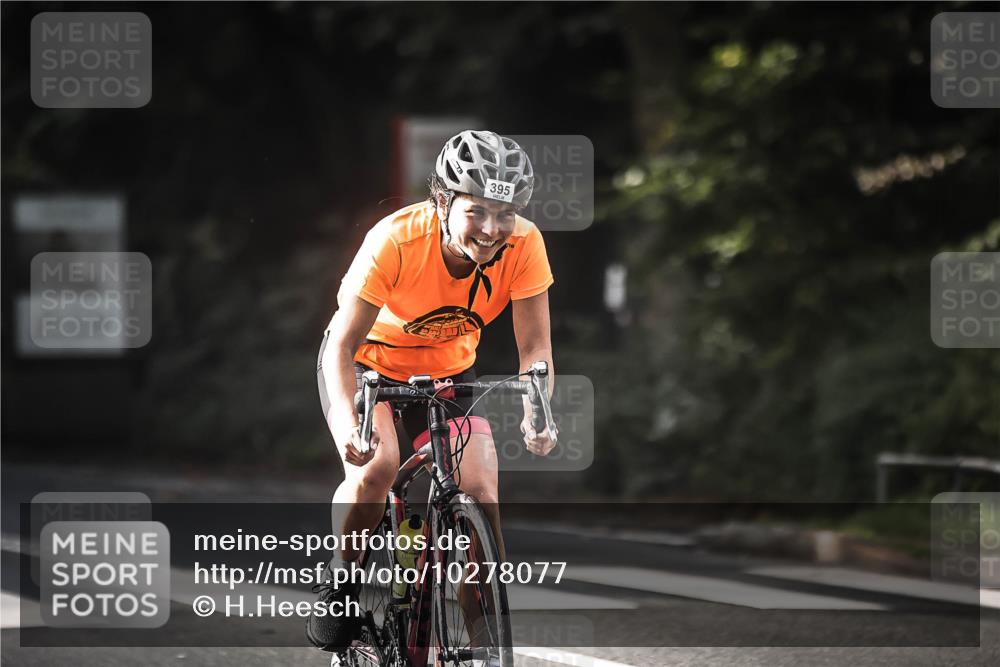 13.09.2026 - Stadtparktriathlon H.Heesch http://msf.ph/oto/10278077 13.09.2026 10:41:31 Radfahren 368, 387, 395, 538 meine-sportfotos.de