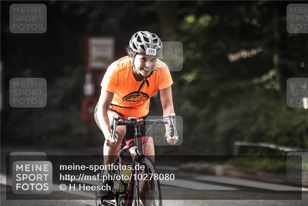 13.09.2026 - Stadtparktriathlon H.Heesch http://msf.ph/oto/10278080 13.09.2026 10:41:31 Radfahren 368, 387, 395, 538 meine-sportfotos.de