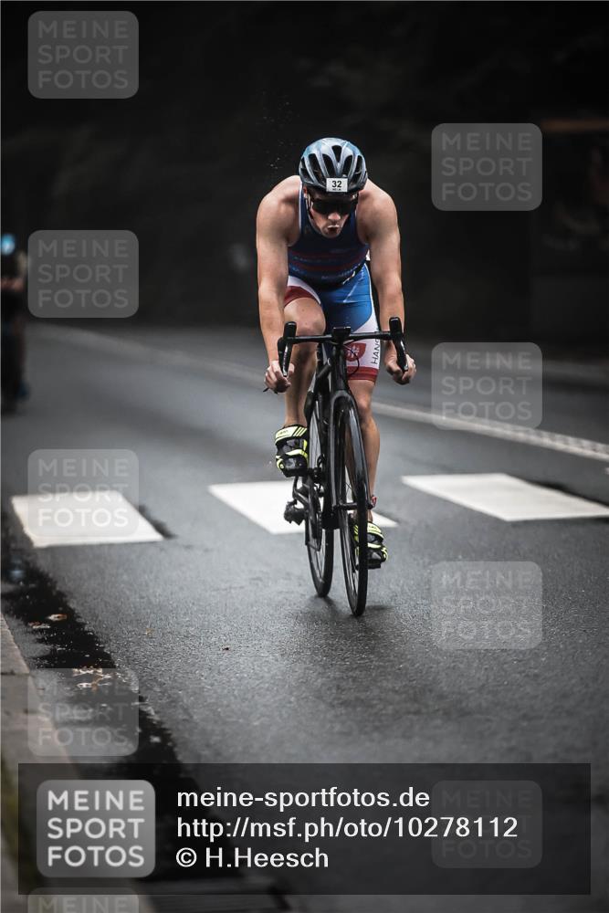 13.09.2026 - Stadtparktriathlon H.Heesch http://msf.ph/oto/10278112 13.09.2026 08:54:34 Radfahren 32, 52, 61 meine-sportfotos.de