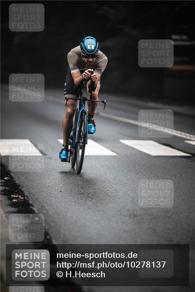 13.09.2026 - Stadtparktriathlon H.Heesch http://msf.ph/oto/10278137 13.09.2026 08:54:36 Radfahren 32, 52, 61 meine-sportfotos.de