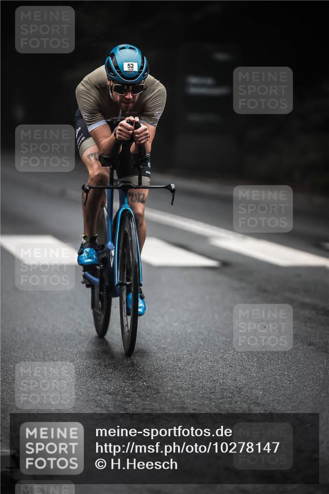 13.09.2026 - Stadtparktriathlon H.Heesch http://msf.ph/oto/10278147 13.09.2026 08:54:36 Radfahren 32, 52, 61 meine-sportfotos.de