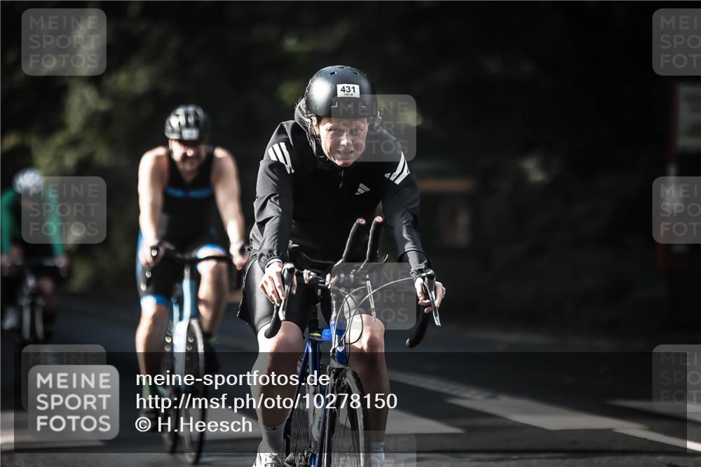 13.09.2026 - Stadtparktriathlon H.Heesch http://msf.ph/oto/10278150 13.09.2026 10:41:42 Radfahren 368, 387, 431, 478, 554, 583, 586 meine-sportfotos.de