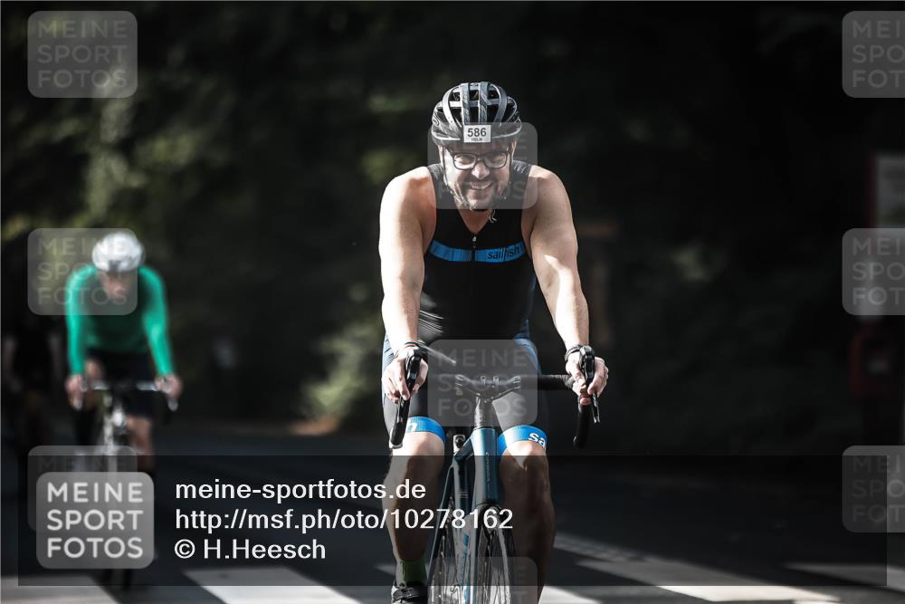 13.09.2026 - Stadtparktriathlon H.Heesch http://msf.ph/oto/10278162 13.09.2026 10:41:43 Radfahren 368, 431, 478, 554, 583, 586 meine-sportfotos.de