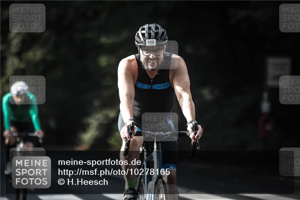 13.09.2026 - Stadtparktriathlon H.Heesch http://msf.ph/oto/10278165 13.09.2026 10:41:43 Radfahren 368, 431, 478, 554, 583, 586 meine-sportfotos.de