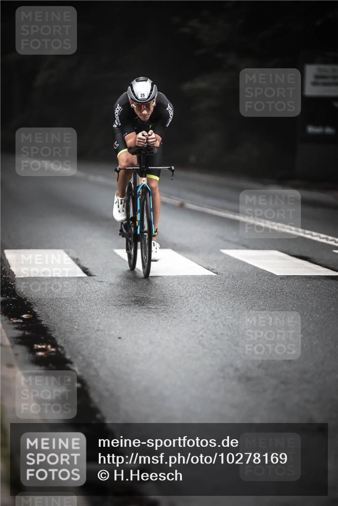 13.09.2026 - Stadtparktriathlon H.Heesch http://msf.ph/oto/10278169 13.09.2026 08:54:43 Radfahren 25, 61, 75 meine-sportfotos.de