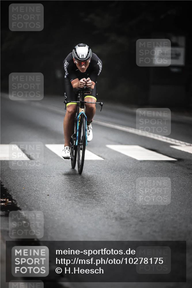 13.09.2026 - Stadtparktriathlon H.Heesch http://msf.ph/oto/10278175 13.09.2026 08:54:43 Radfahren 25, 61, 75 meine-sportfotos.de