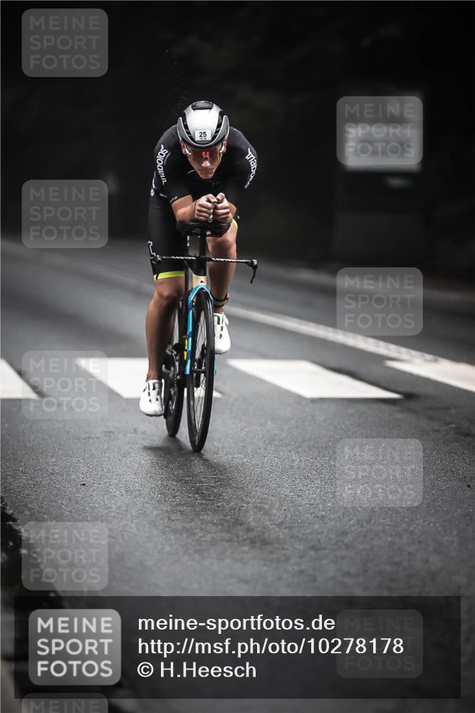 13.09.2026 - Stadtparktriathlon H.Heesch http://msf.ph/oto/10278178 13.09.2026 08:54:43 Radfahren 25, 61, 75 meine-sportfotos.de