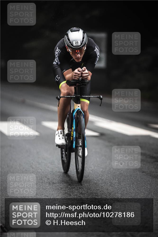 13.09.2026 - Stadtparktriathlon H.Heesch http://msf.ph/oto/10278186 13.09.2026 08:54:43 Radfahren 25, 61, 75 meine-sportfotos.de