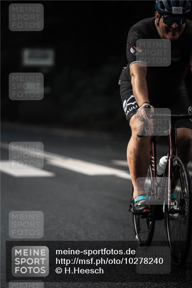 13.09.2026 - Stadtparktriathlon H.Heesch http://msf.ph/oto/10278240 13.09.2026 10:41:55 Radfahren 283, 471, 510, 562 meine-sportfotos.de