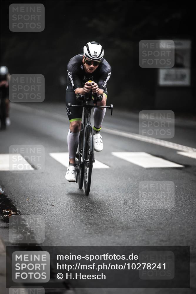 13.09.2026 - Stadtparktriathlon H.Heesch http://msf.ph/oto/10278241 13.09.2026 08:55:15 Radfahren 20, 39, 49 meine-sportfotos.de