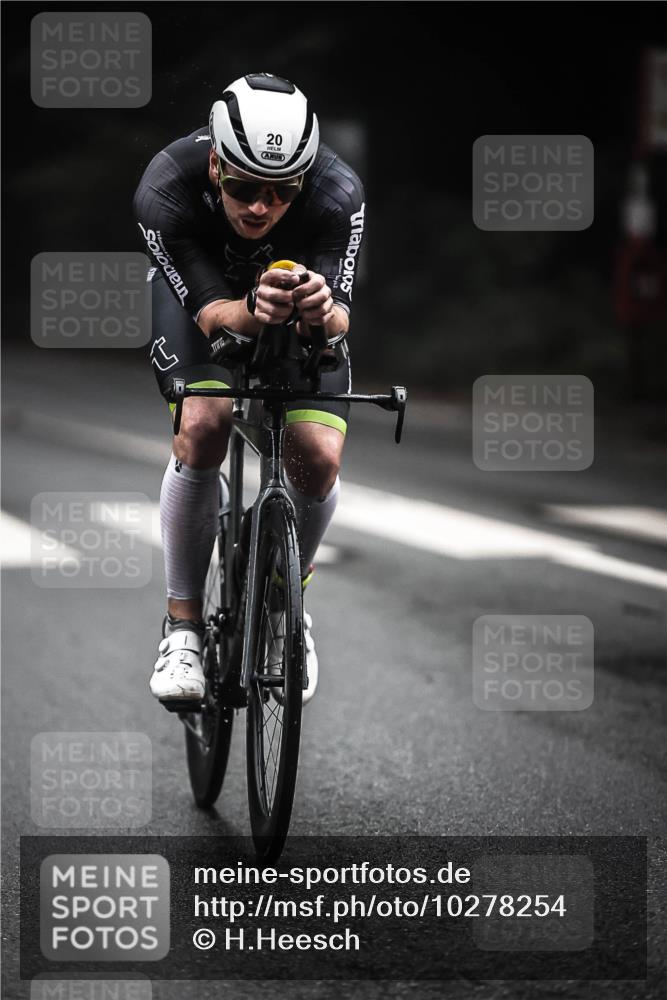 13.09.2026 - Stadtparktriathlon H.Heesch http://msf.ph/oto/10278254 13.09.2026 08:55:16 Radfahren 20, 39, 49 meine-sportfotos.de