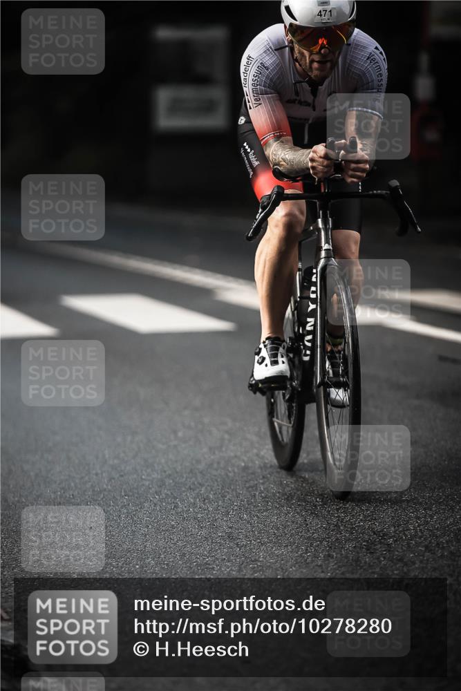 13.09.2026 - Stadtparktriathlon H.Heesch http://msf.ph/oto/10278280 13.09.2026 10:42:02 Radfahren 421, 447, 471, 510 meine-sportfotos.de