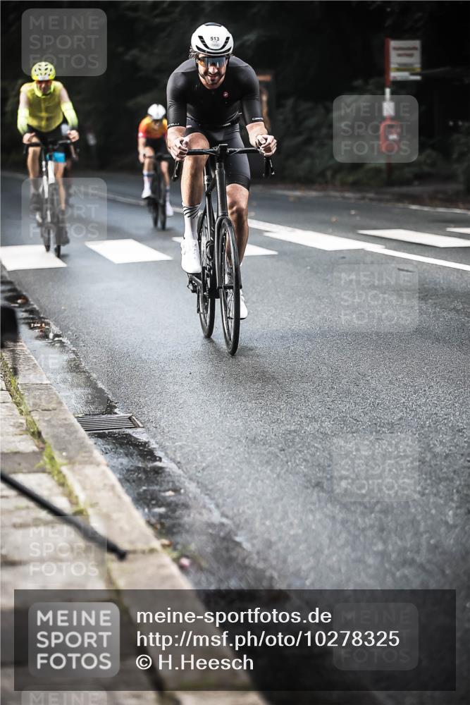 13.09.2026 - Stadtparktriathlon H.Heesch http://msf.ph/oto/10278325 13.09.2026 10:42:13 Radfahren 359, 371, 399, 421, 513, 530 meine-sportfotos.de