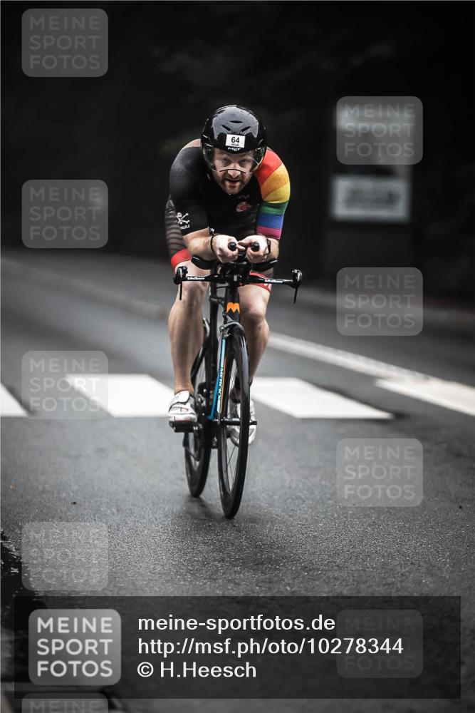 13.09.2026 - Stadtparktriathlon H.Heesch http://msf.ph/oto/10278344 13.09.2026 08:55:43 Radfahren 24, 47, 51, 56, 64, 70 meine-sportfotos.de