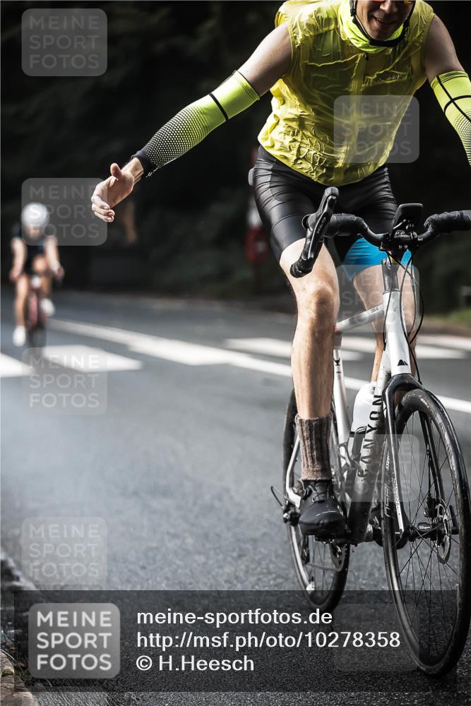 13.09.2026 - Stadtparktriathlon H.Heesch http://msf.ph/oto/10278358 13.09.2026 10:42:15 Radfahren 307, 359, 371, 399, 513, 530 meine-sportfotos.de