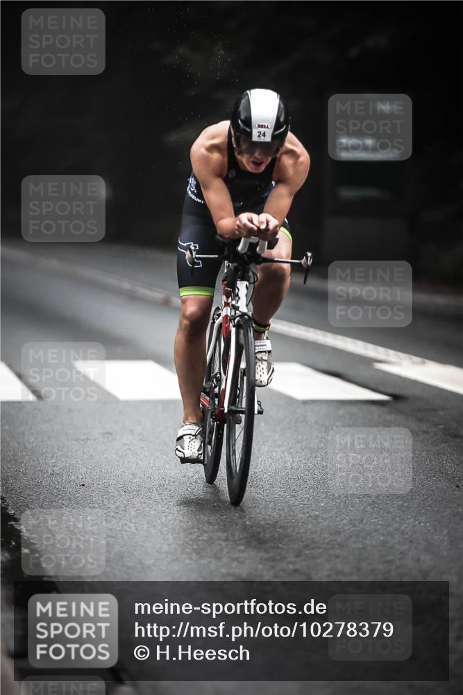 13.09.2026 - Stadtparktriathlon H.Heesch http://msf.ph/oto/10278379 13.09.2026 08:55:47 Radfahren 24, 51, 56, 64, 70 meine-sportfotos.de