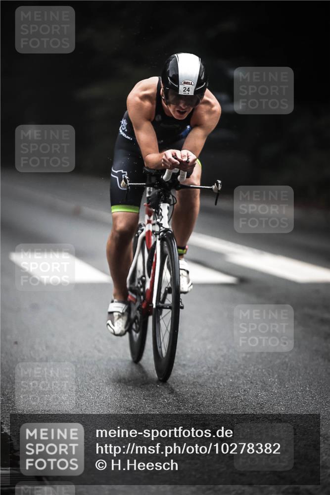 13.09.2026 - Stadtparktriathlon H.Heesch http://msf.ph/oto/10278382 13.09.2026 08:55:47 Radfahren 24, 51, 56, 64, 70 meine-sportfotos.de