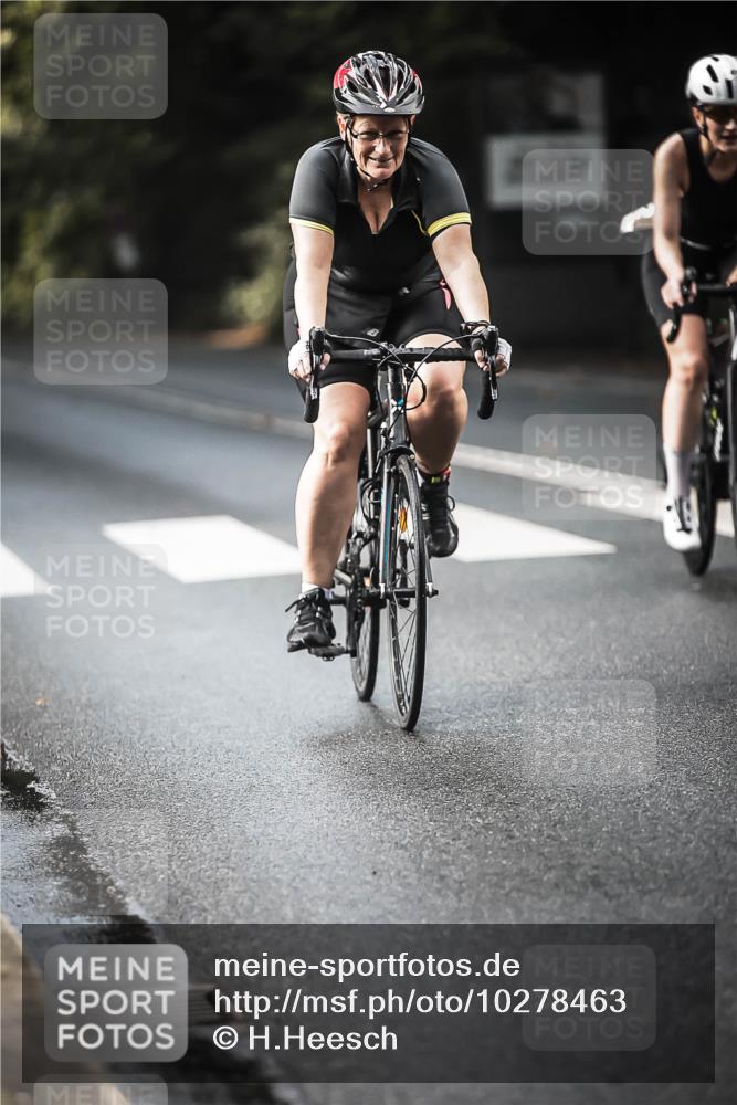 13.09.2026 - Stadtparktriathlon H.Heesch http://msf.ph/oto/10278463 13.09.2026 10:42:30 Radfahren 375, 402, 456, 514 meine-sportfotos.de