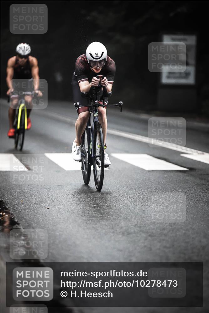 13.09.2026 - Stadtparktriathlon H.Heesch http://msf.ph/oto/10278473 13.09.2026 08:56:11 Radfahren 54, 57, 60, 93 meine-sportfotos.de