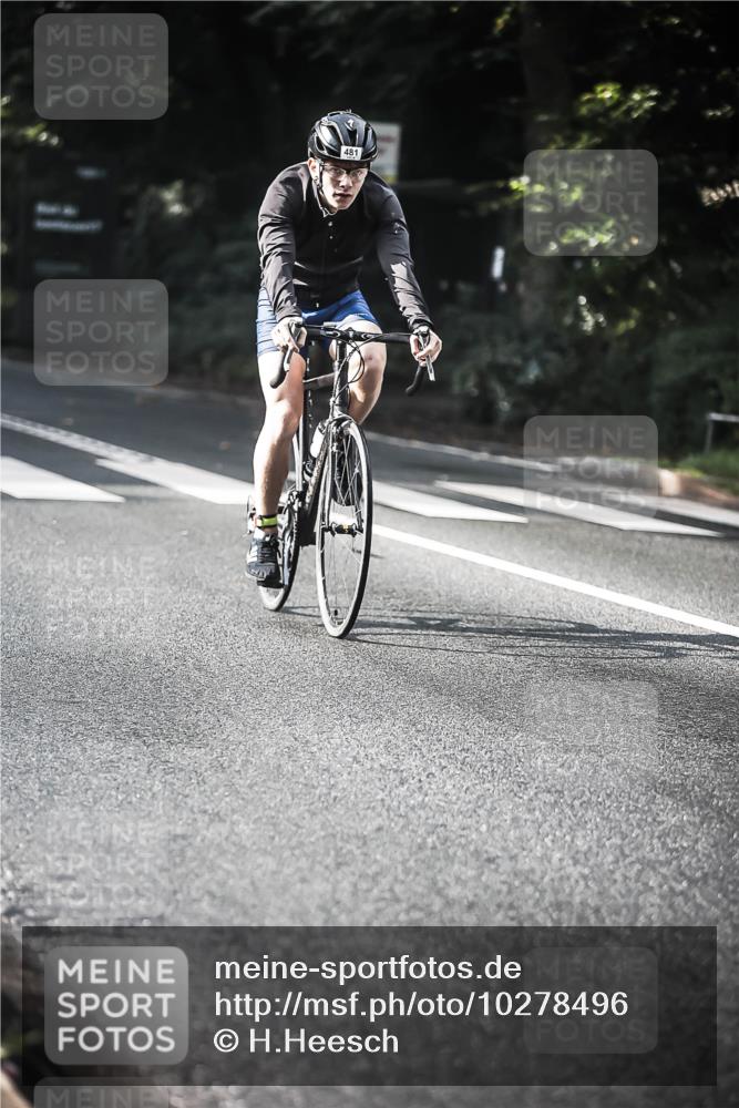 13.09.2026 - Stadtparktriathlon H.Heesch http://msf.ph/oto/10278496 13.09.2026 10:42:48 Radfahren 380, 481, 542 meine-sportfotos.de